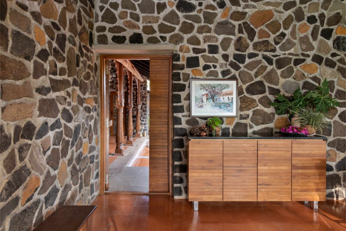 Entrance of A Farmhouse At Mahiravani by Environ Planners