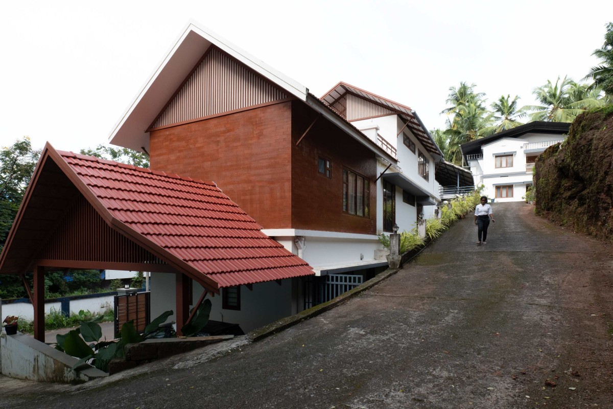 Exterior view of Home on a line by Nestcraft Architecture