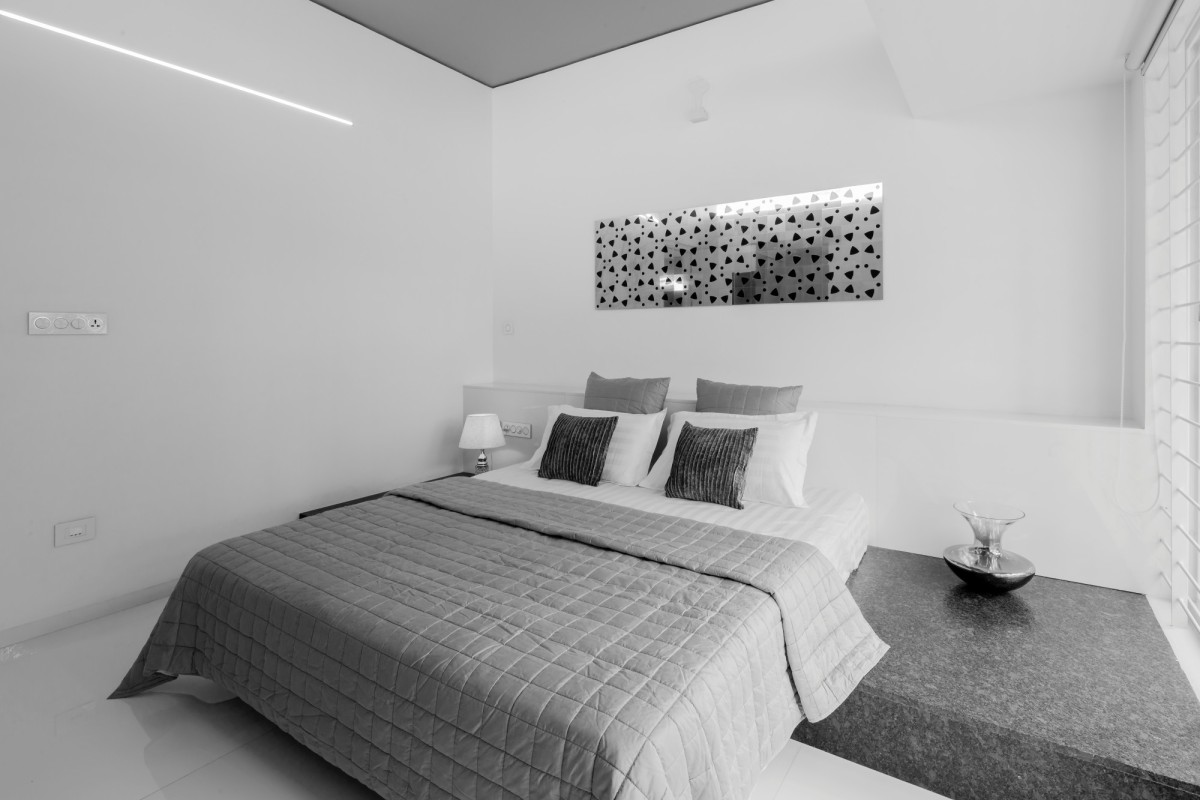 First Floor Bedroom of The Floating Parasol House by LIJO.RENY.architects