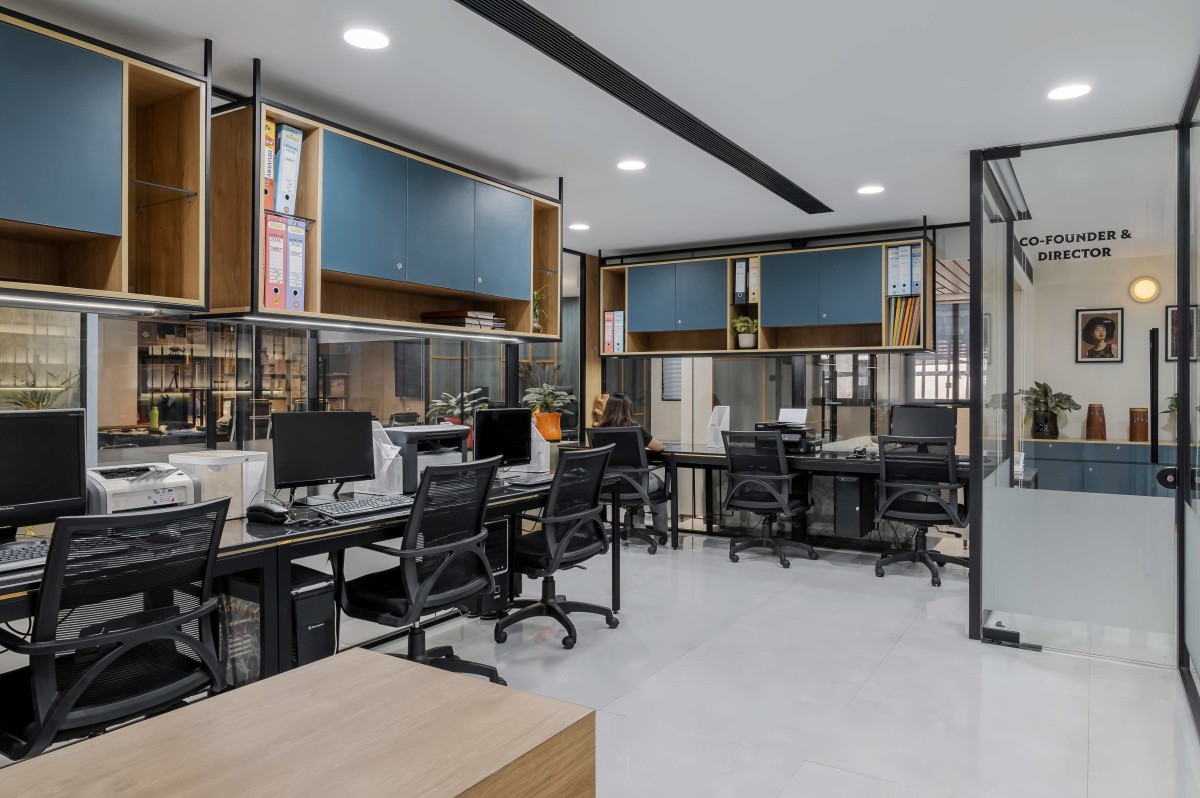 Workspace area of Tasveer House by JAN Design Studio