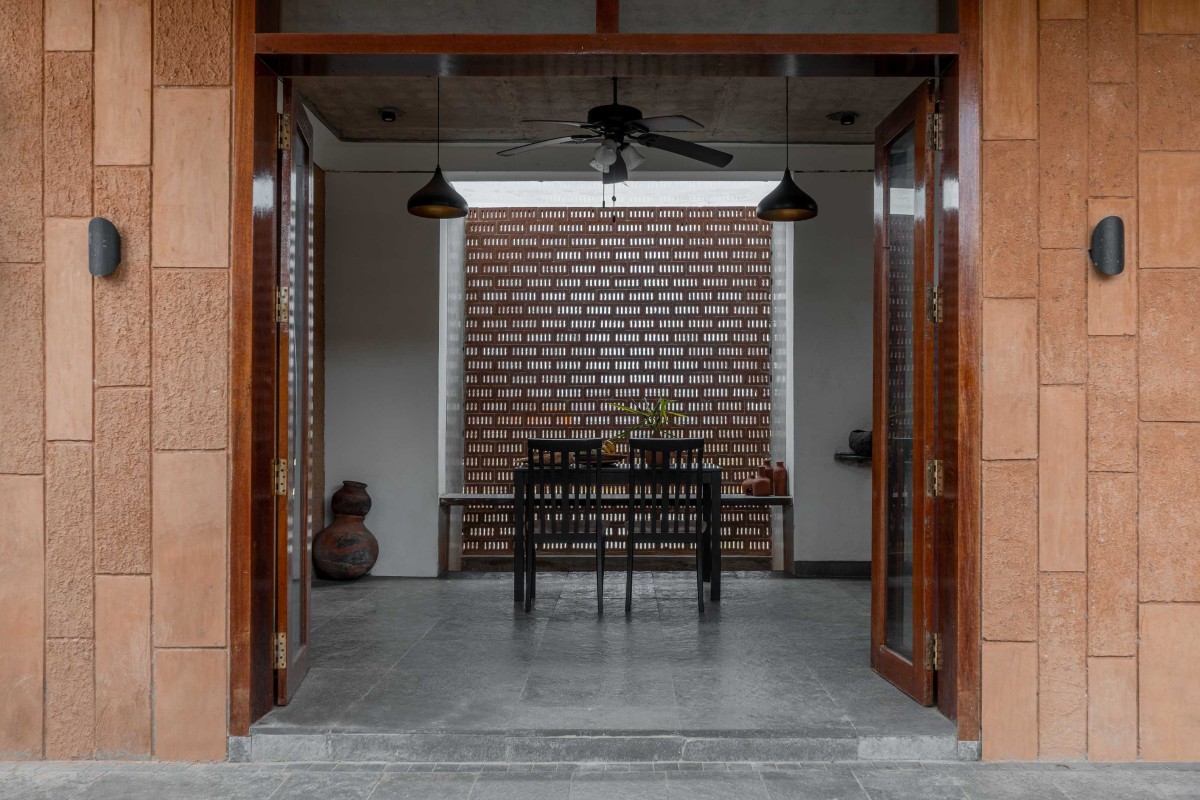 Dining of SITH Villa by Aagaram Architects