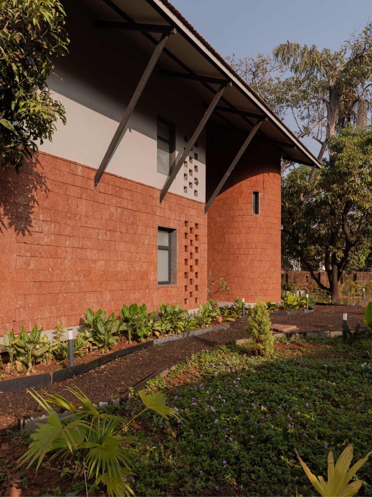 Exterior view of Maison Rouge by The Architecture Company