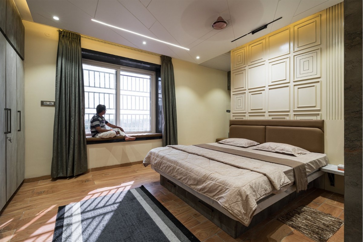 Bedroom of Brick Line Hosue by Vastusamarth Design Studio