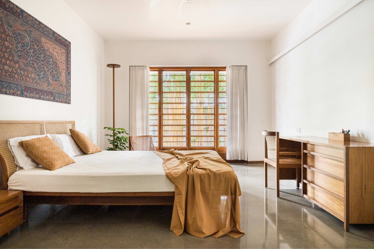 Bedroom of Peringattil Veedu by Studio Homosapiens