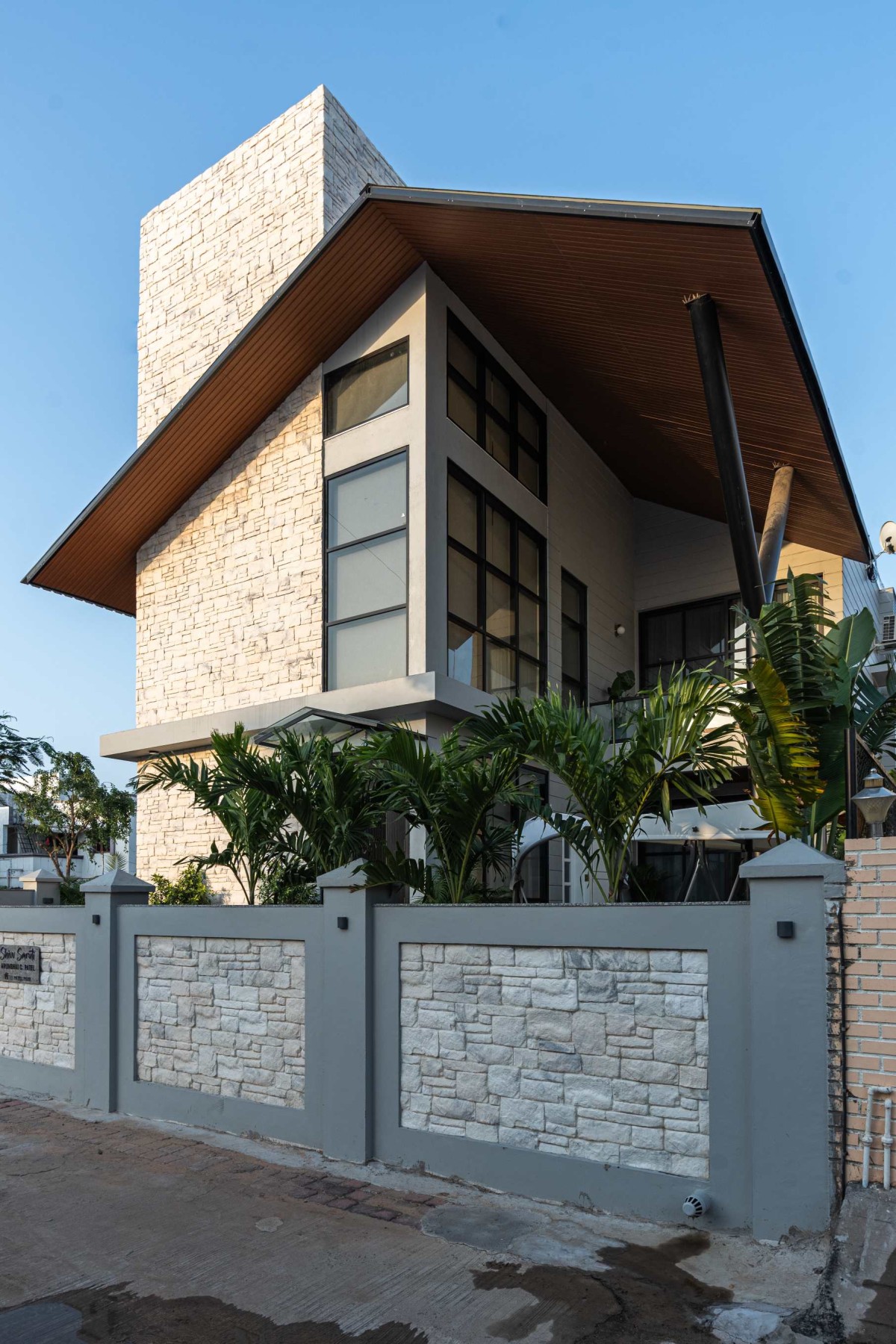 Exterior view of Patel Bungalow by Sheth Design Studio