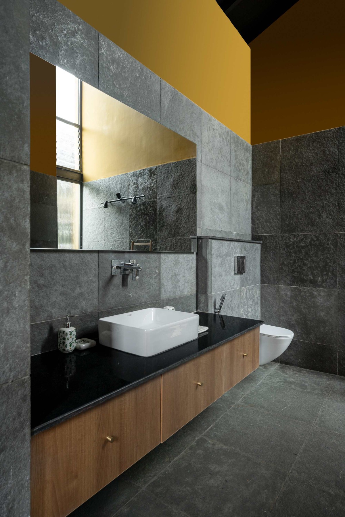 Bathroom of Between the Mango Trees by Enviarch Studio