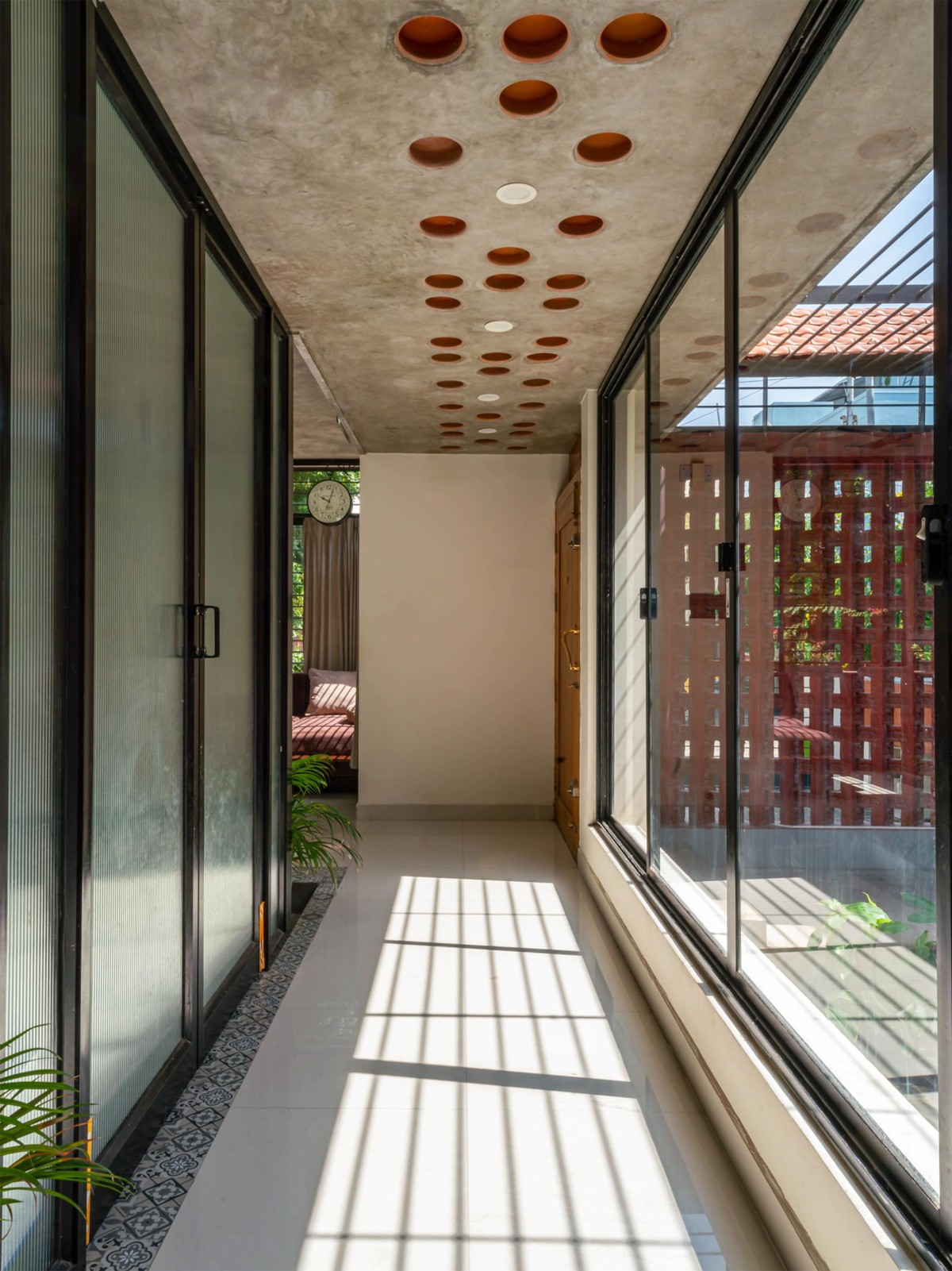 Corridor of Paati Veedu by Art & Architecture