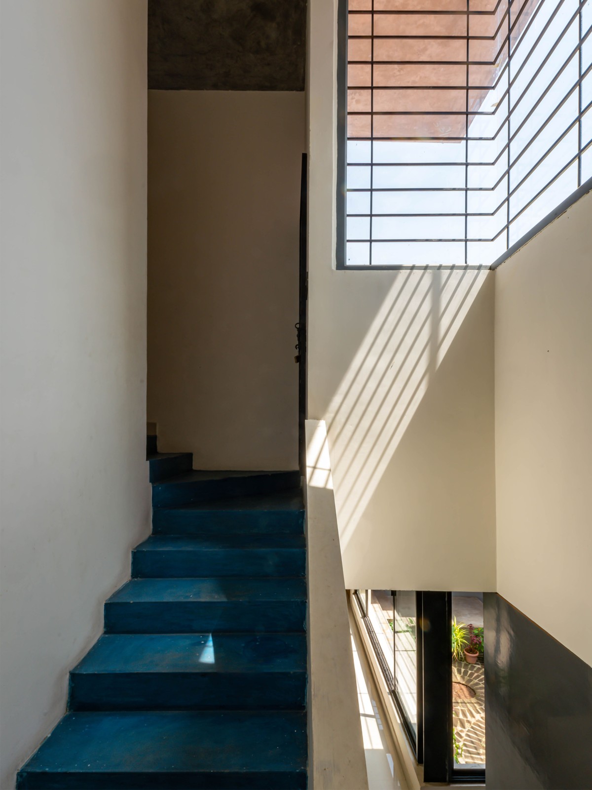 Staircase of Paati Veedu by Art & Architecture