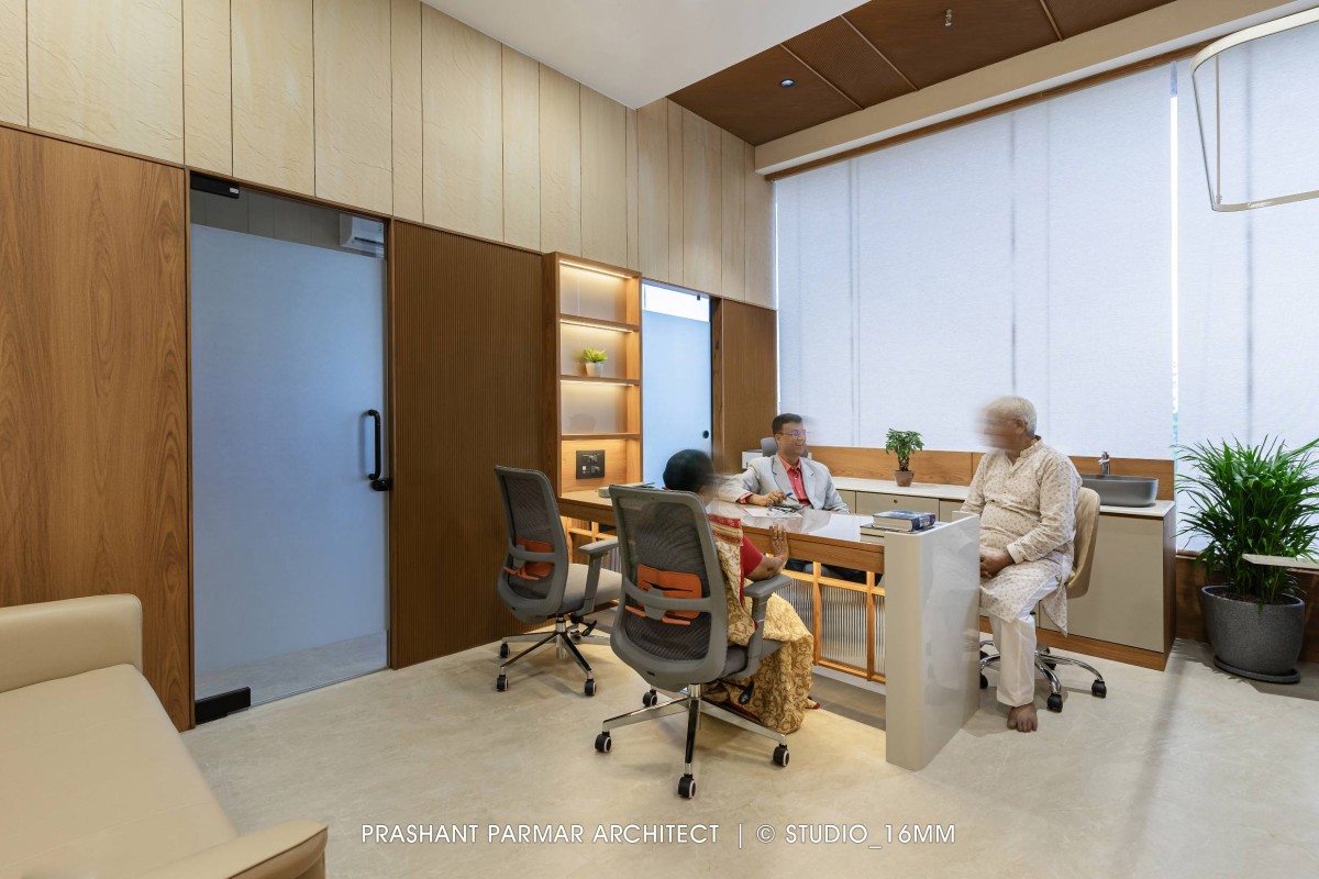 Consultation Room of Modern Hospital Interior at Ratnanjali Solitaire by Prashant Parmar Architect