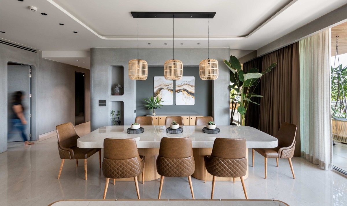 Dining of Round Edged House by Sanjay Newaskar Designs LLP