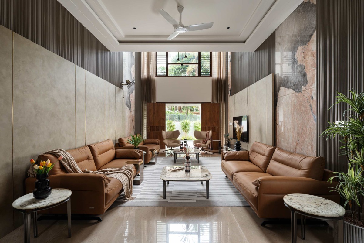 Family living of Sukoon by Amar Architecture