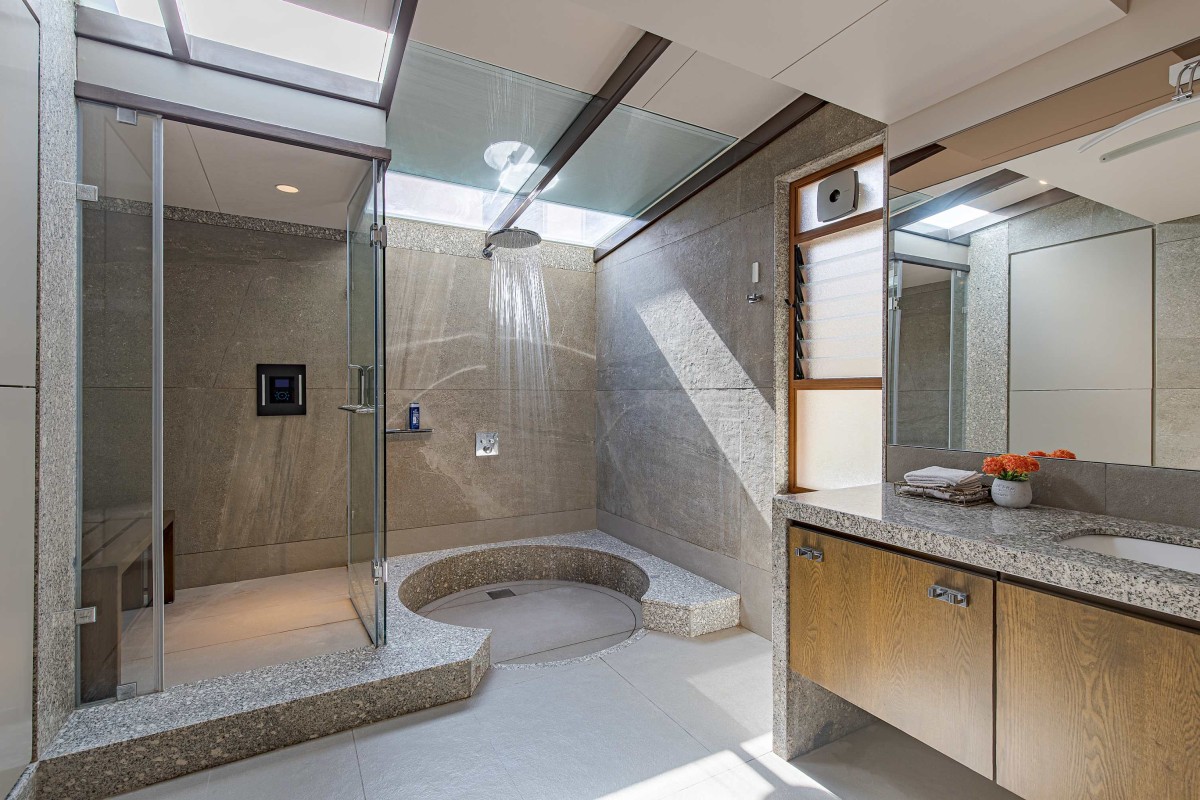 Bathroom of Nandanam by Dalvi Associates