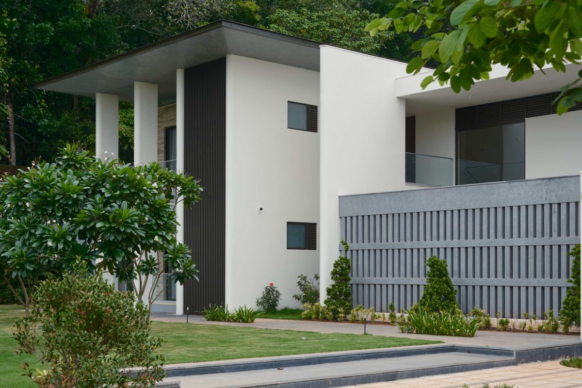 Exterior view of Mathamangalam House by SOHO Architects