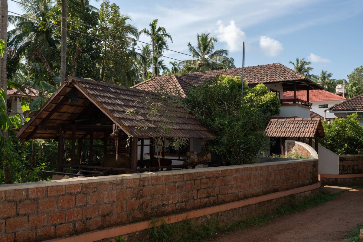 Exterior view of Kaloor Residence by VSP Architects