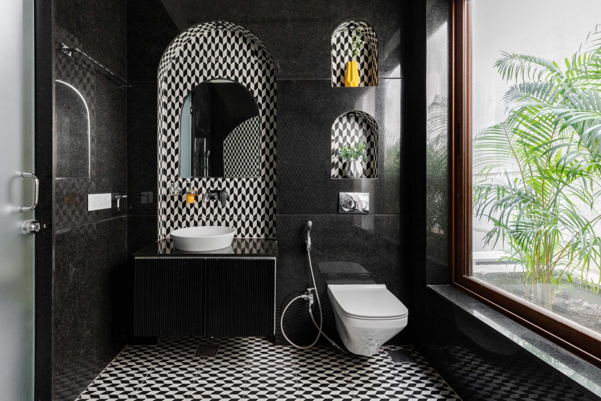 Toilet of Courtyard Chronicles by Aarambh Design Studio