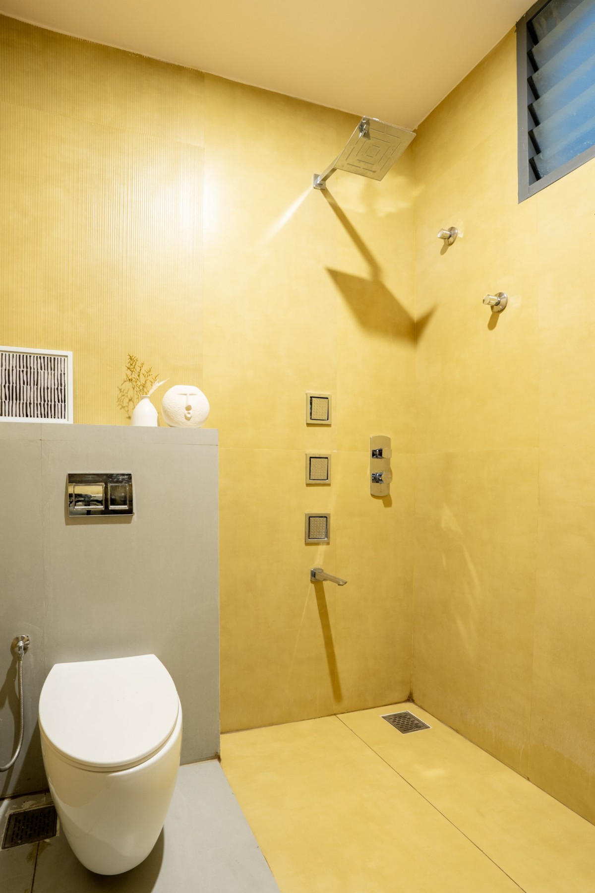 Bathroom & Toilet of Tranquil Nest by Cohere - The Design Atelier