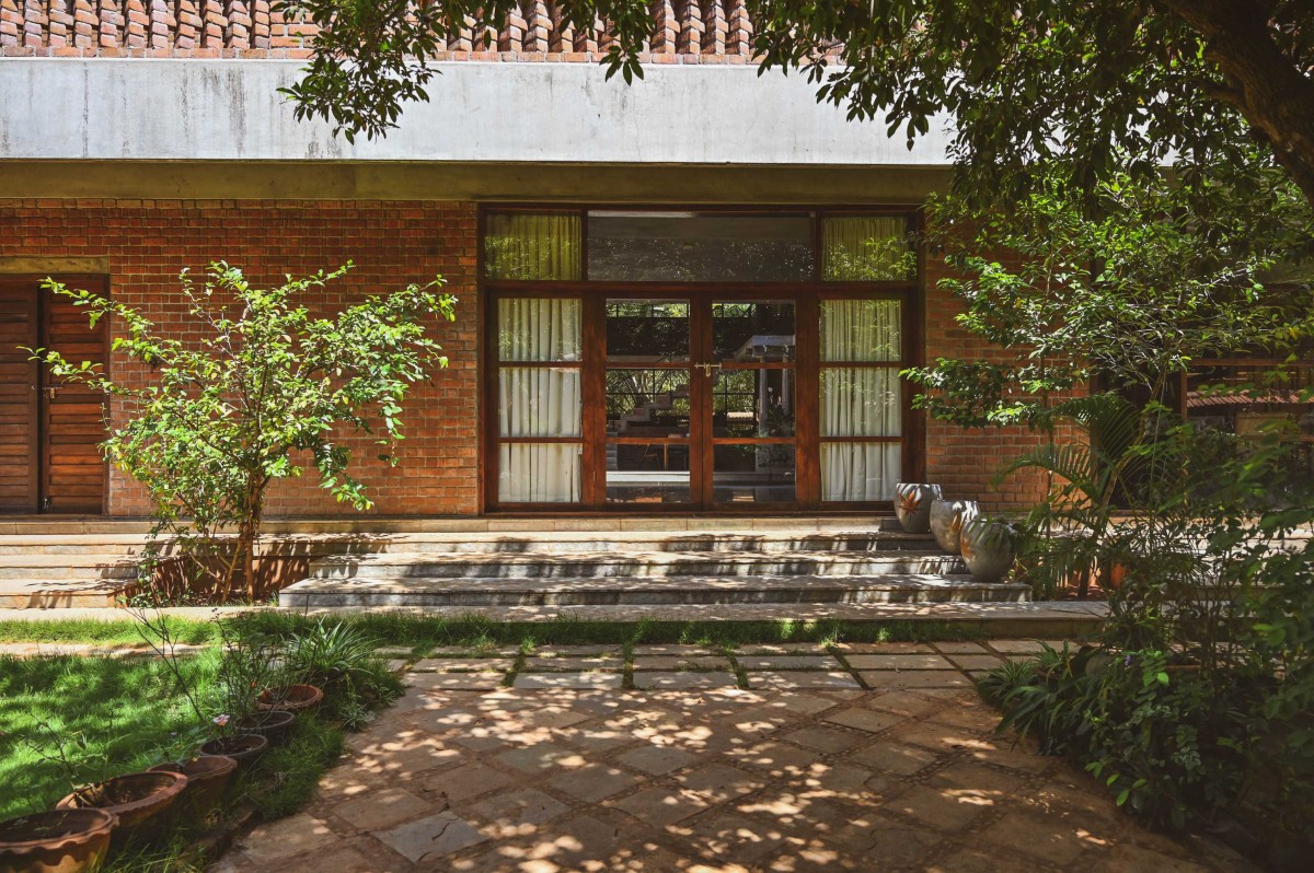 East Side Main Entrance of Kalarigram House by Badoloka