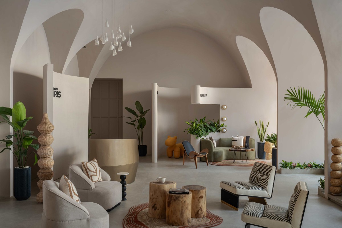 Common Lounge Area of Vaultz's Up by Daisaria Associates