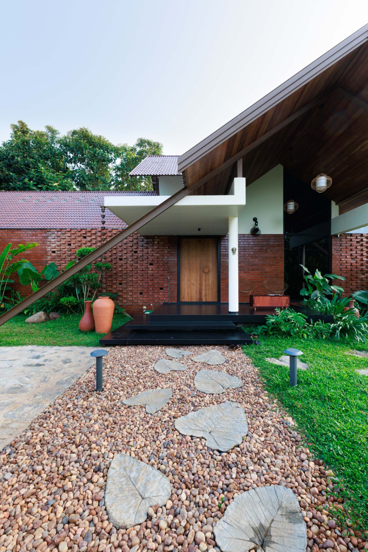 Entry Porch of House Behind The Wall by Lego Arch Studio