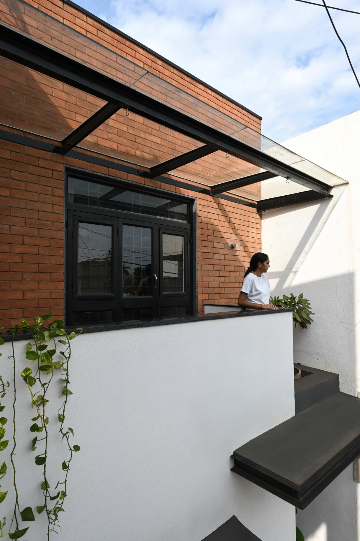 Balcony of 13X70 House by Studio ZERO.1