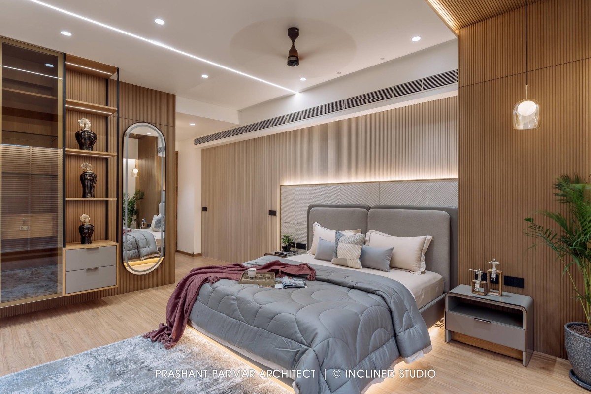 Bedroom of 4BHK Timeless Interiors at Skara Divyam by Prashant Parmar Architect