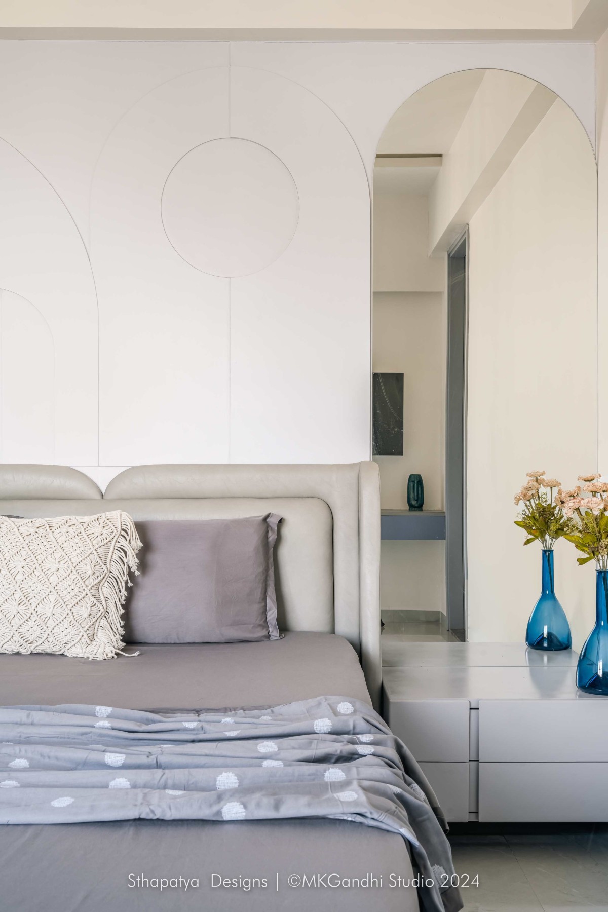 Parents Bedroom of Vrundavan at Shivalik Sharda Harmony by Sthapatya Designs