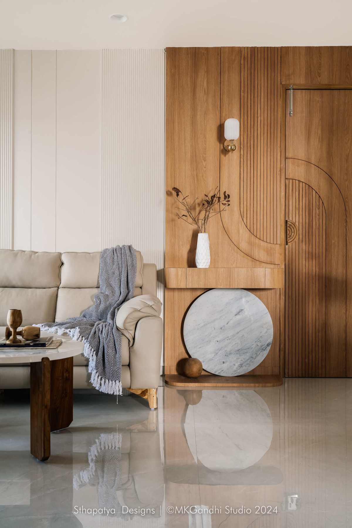 Entry foyer of Vrundavan at Shivalik Sharda Harmony by Sthapatya Designs