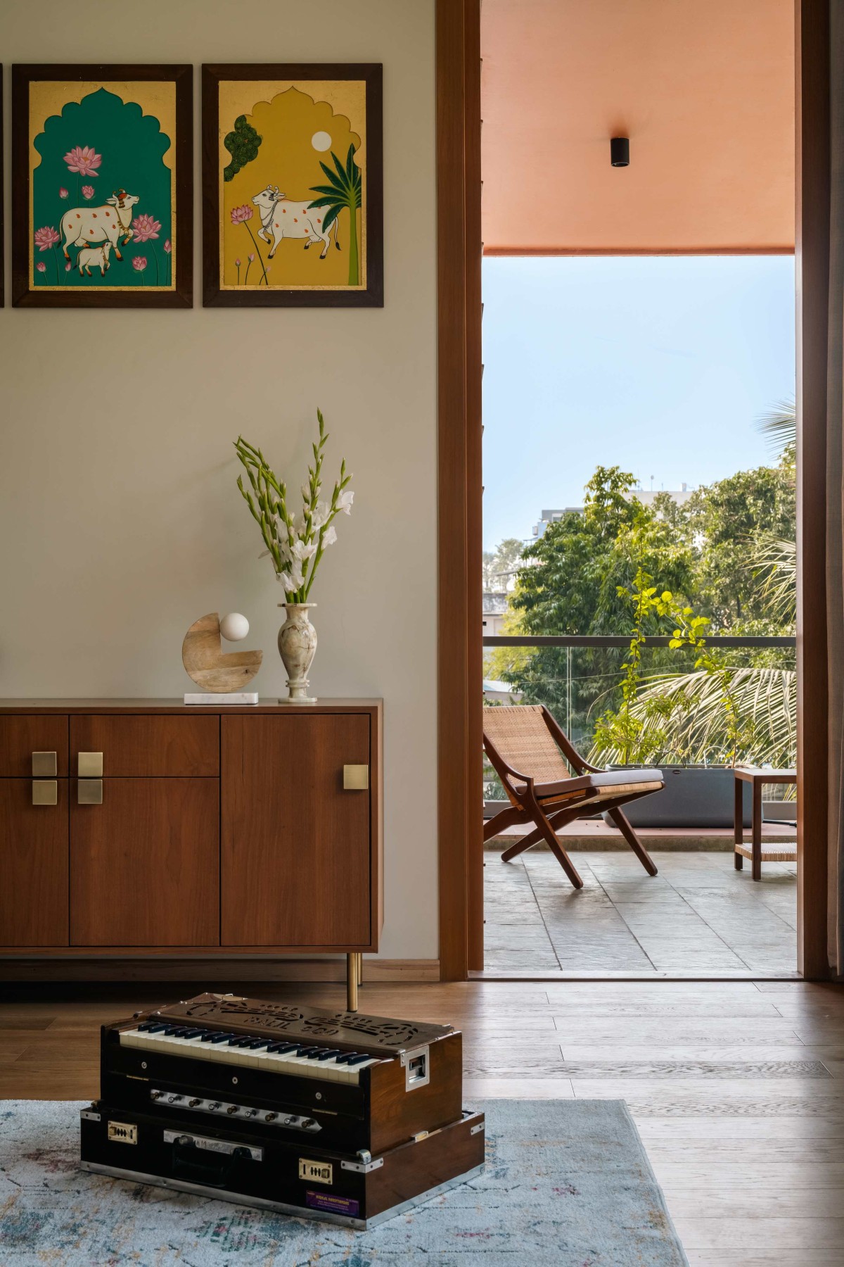 Bedroom of Prakashalay by Associated Architects (i) Pvt. Ltd.