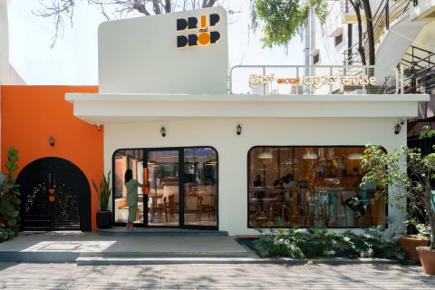 Drip And Drop by Inari Atelier