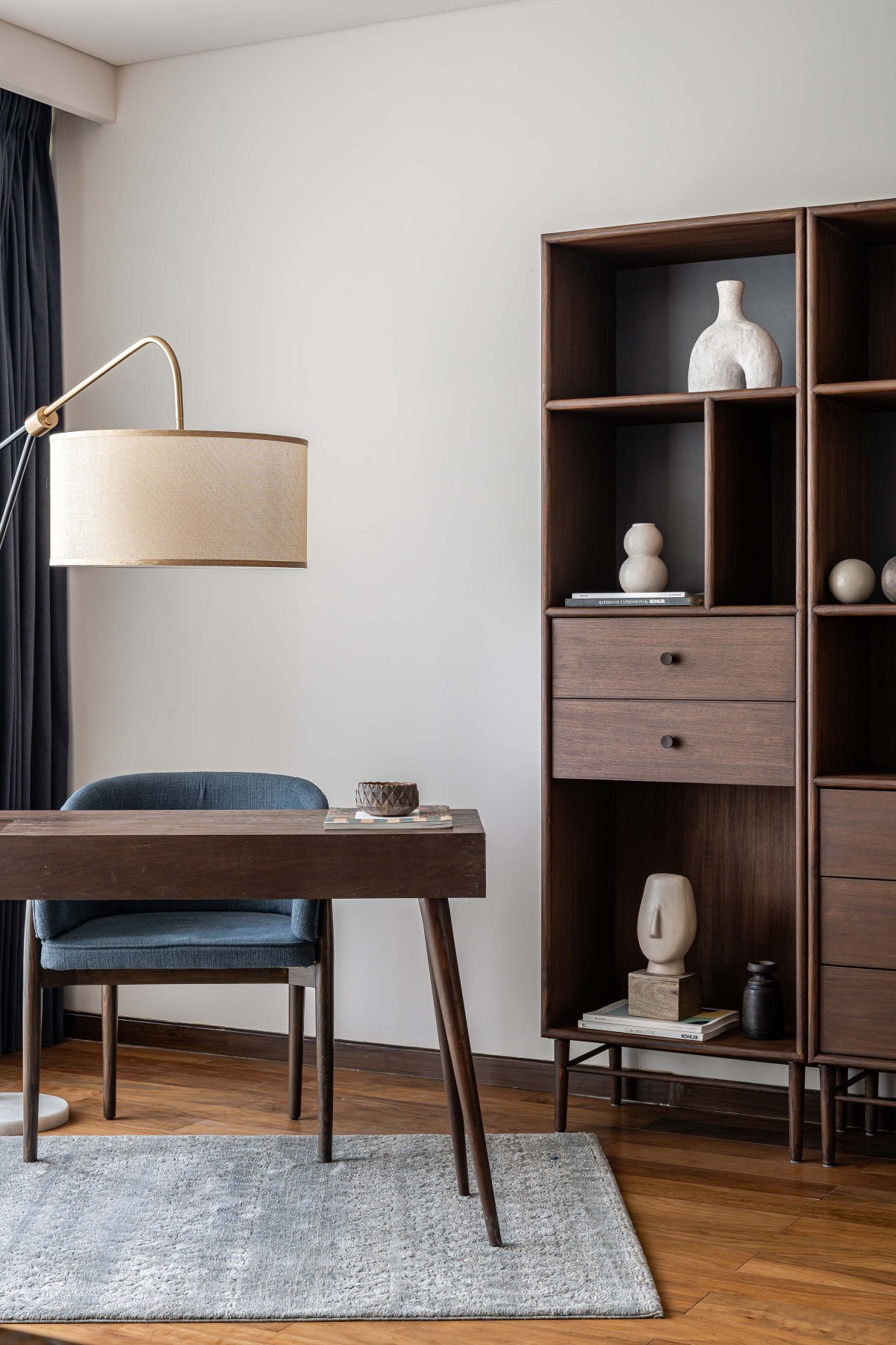 Bedroom of 136 Embassy Boulevard by Adhwa