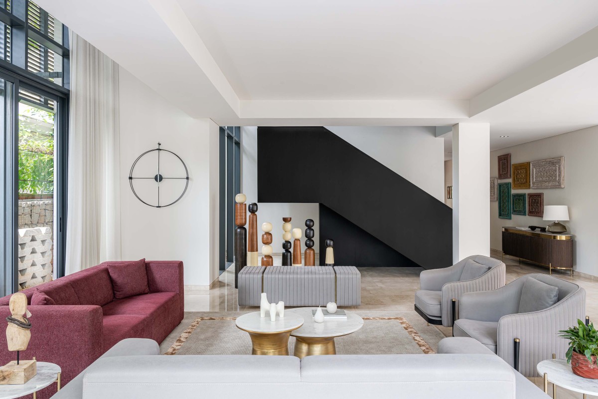 Living room of 136 Embassy Boulevard by Adhwa