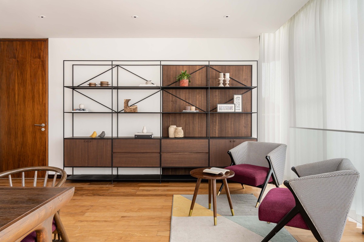 Workspace of 136 Embassy Boulevard by Adhwa