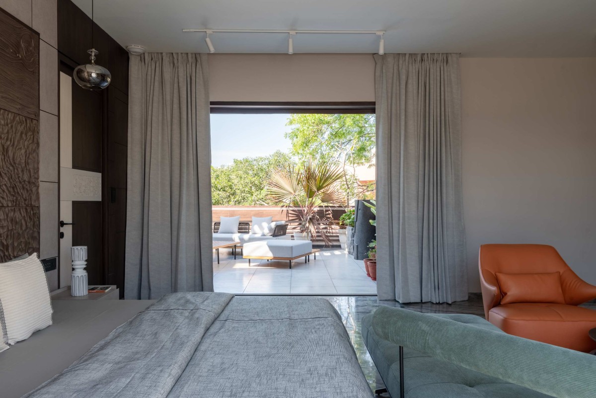 Master Bedroom of Green Serene House by Manoj Patel Design Studio
