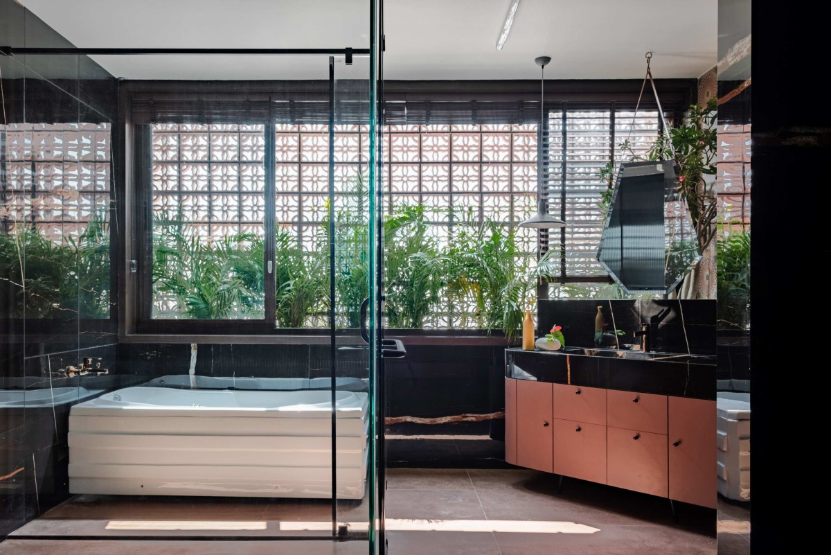 Bathroom of Green Serene House by Manoj Patel Design Studio