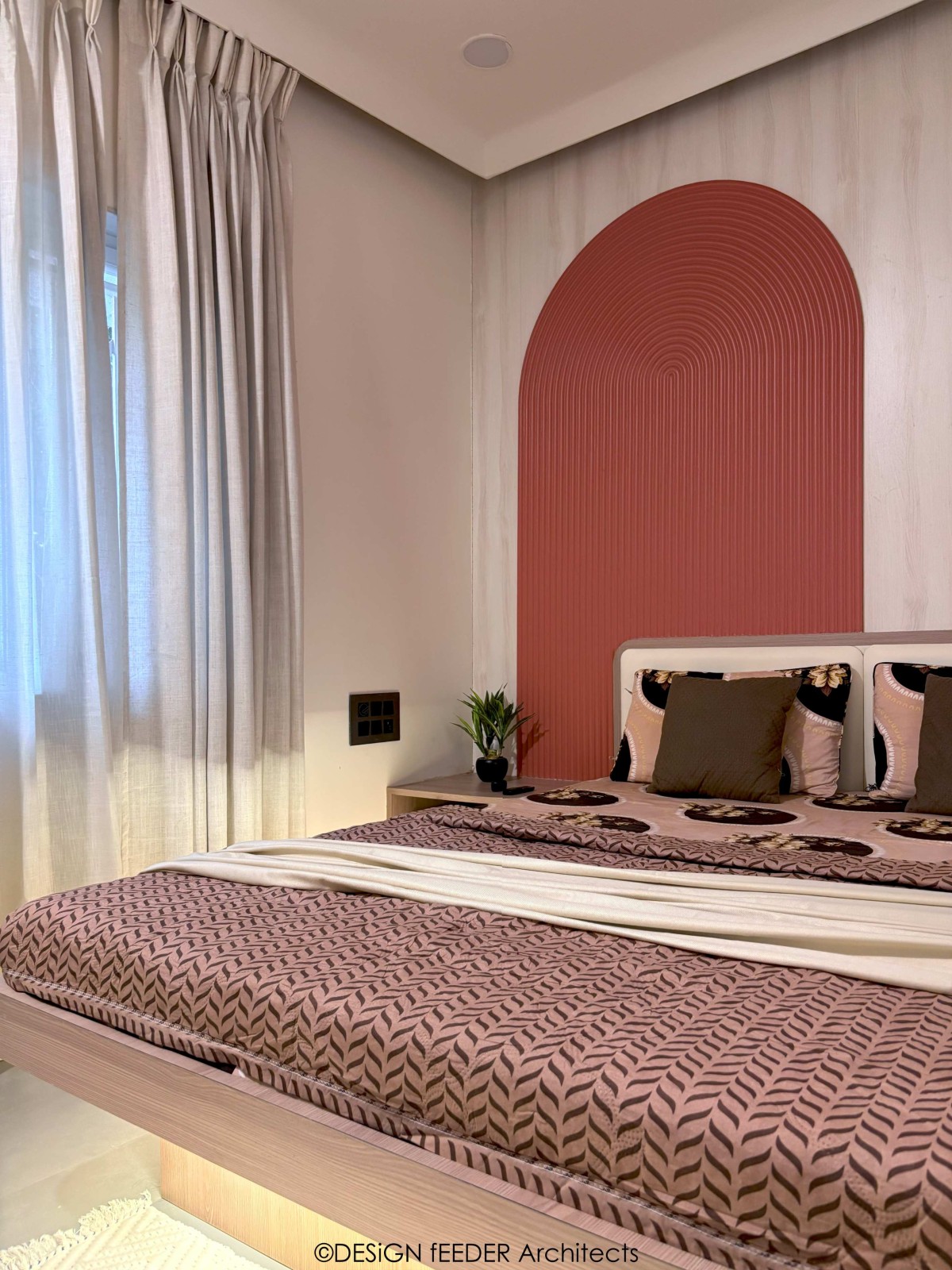 Daughter's Bedroom of Saksham by DESiGN fEEDER Architects