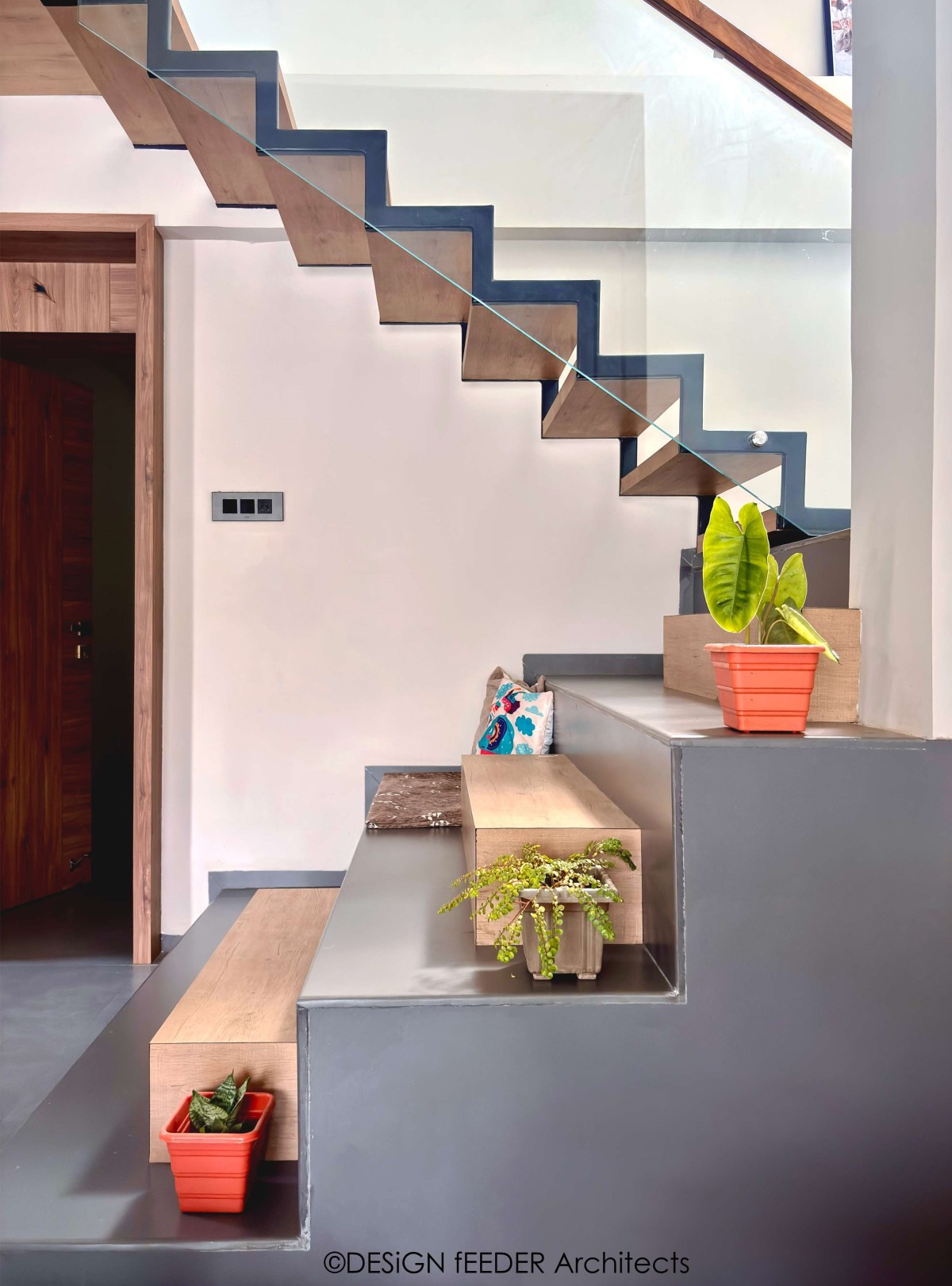 Staircase of Saksham by DESiGN fEEDER Architects
