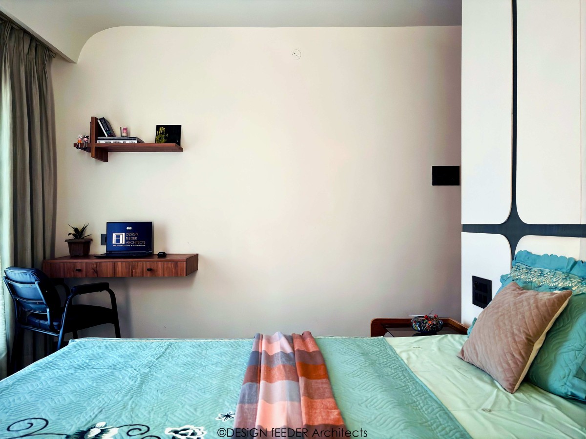 Son's Bedroom of Saksham by DESiGN fEEDER Architects