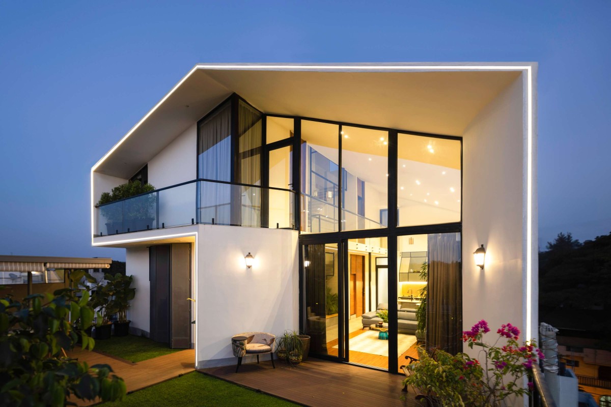 Dusk light exterior view of Preset House by iha Architecture