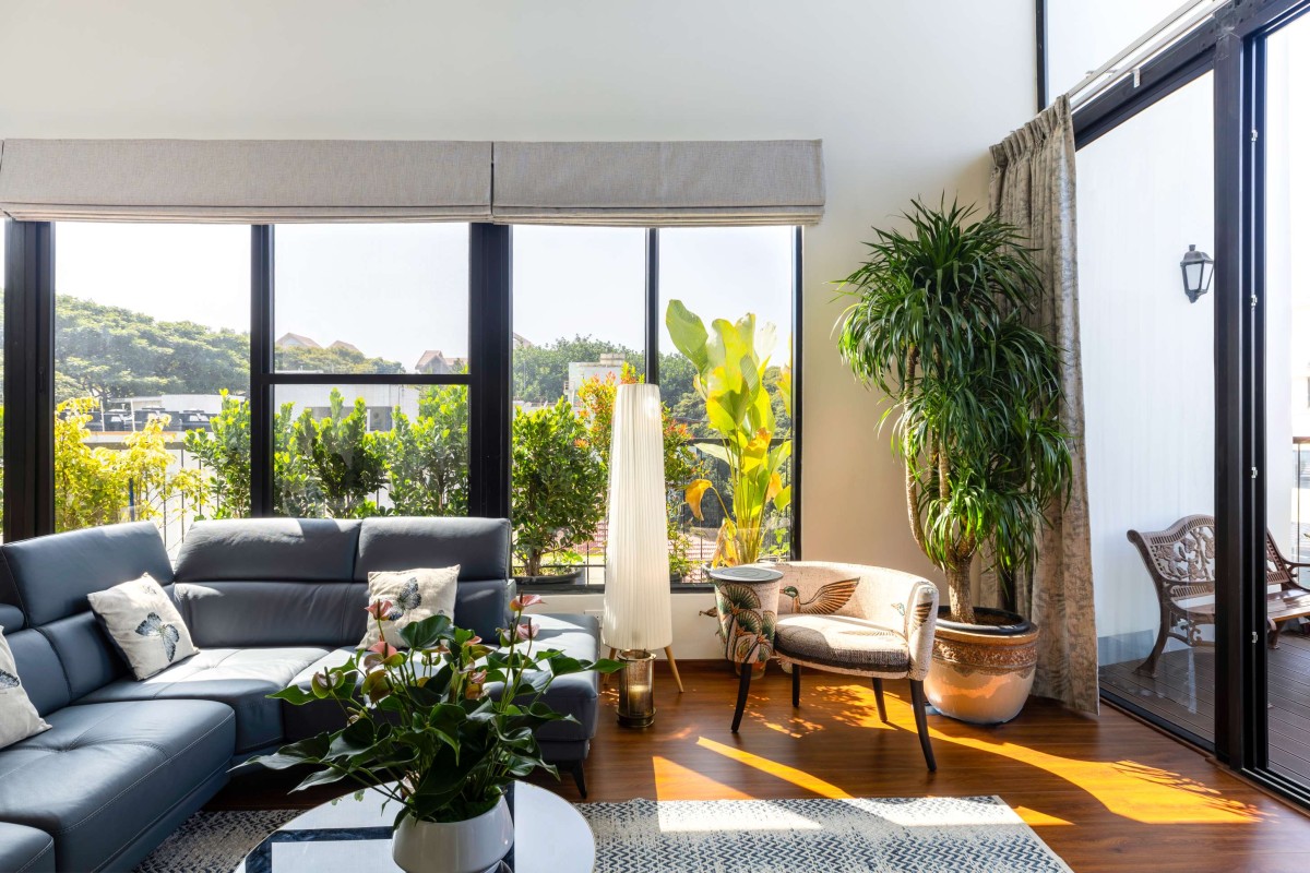 Living room of Preset House by iha Architecture
