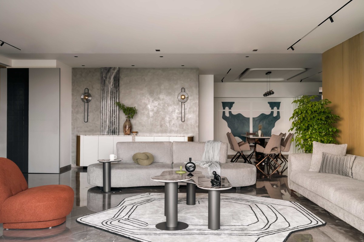 Living room of 4BHK Apartment at Akshar Iland By Scj Architects & Interior Designers
