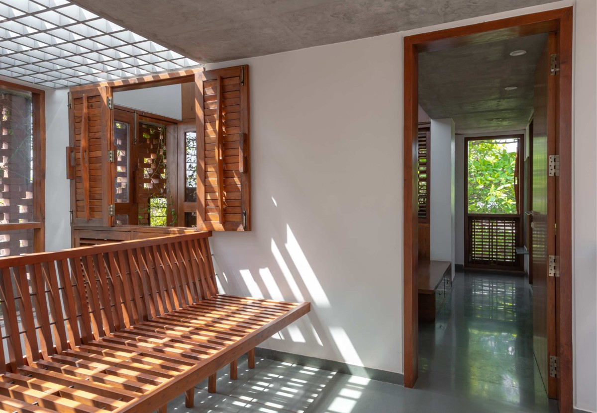 Sitout of A Dialogue with the Past House by A Threshold