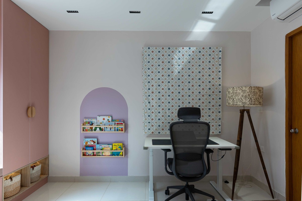 Kids Bedroom of Whispers of Earth & Elegance by Elevate Interiors