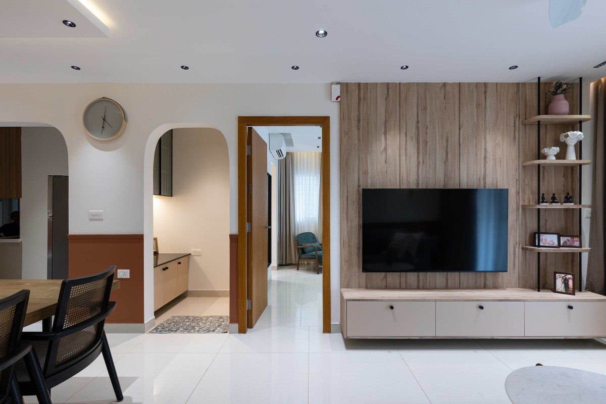 Living room of Whispers of Earth & Elegance by Elevate Interiors