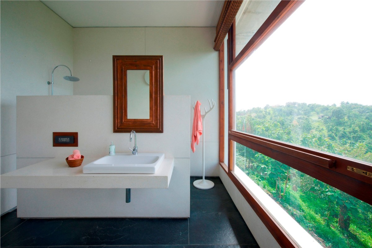 Bathroom of The House Cast in Liquid Stone by SPASM Design Architects