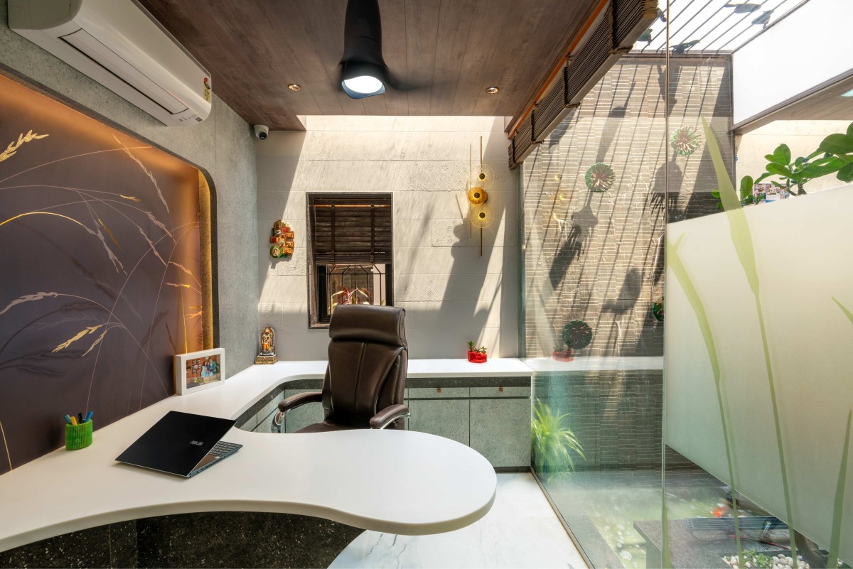 Director's Cabin of NMD Interiors Studio Design by NMD Interiors