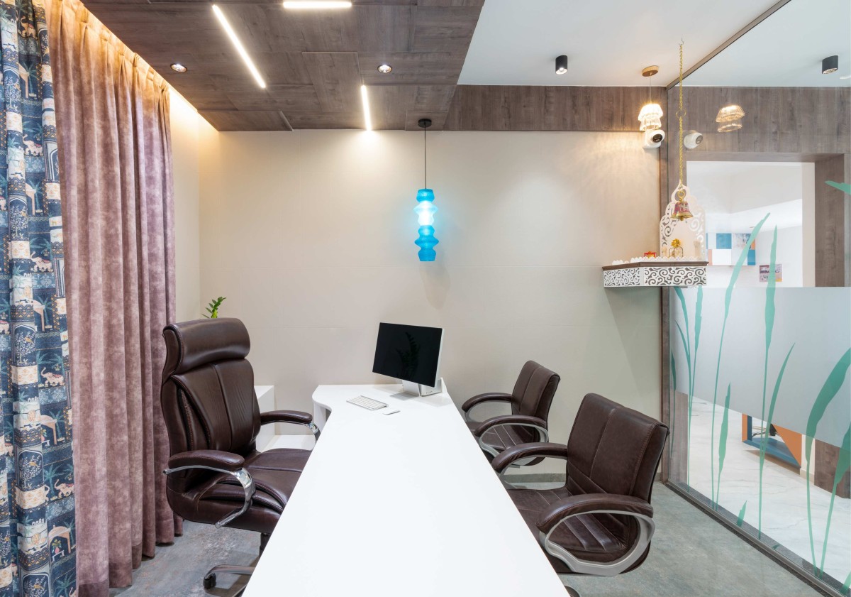 Director's cabin 2 of NMD Interiors Studio Design by NMD Interiors