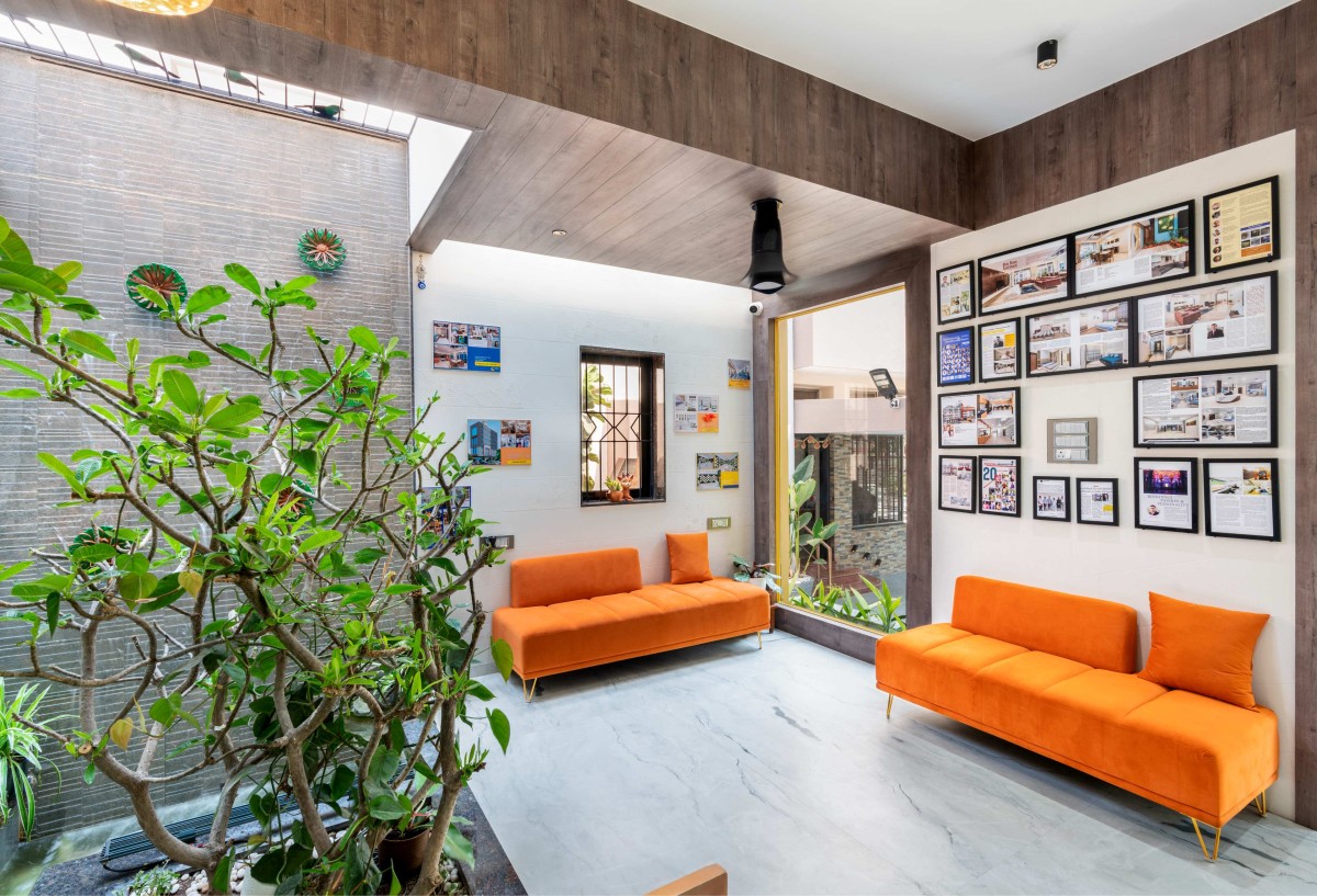 Waiting area of NMD Interiors Studio Design by NMD Interiors