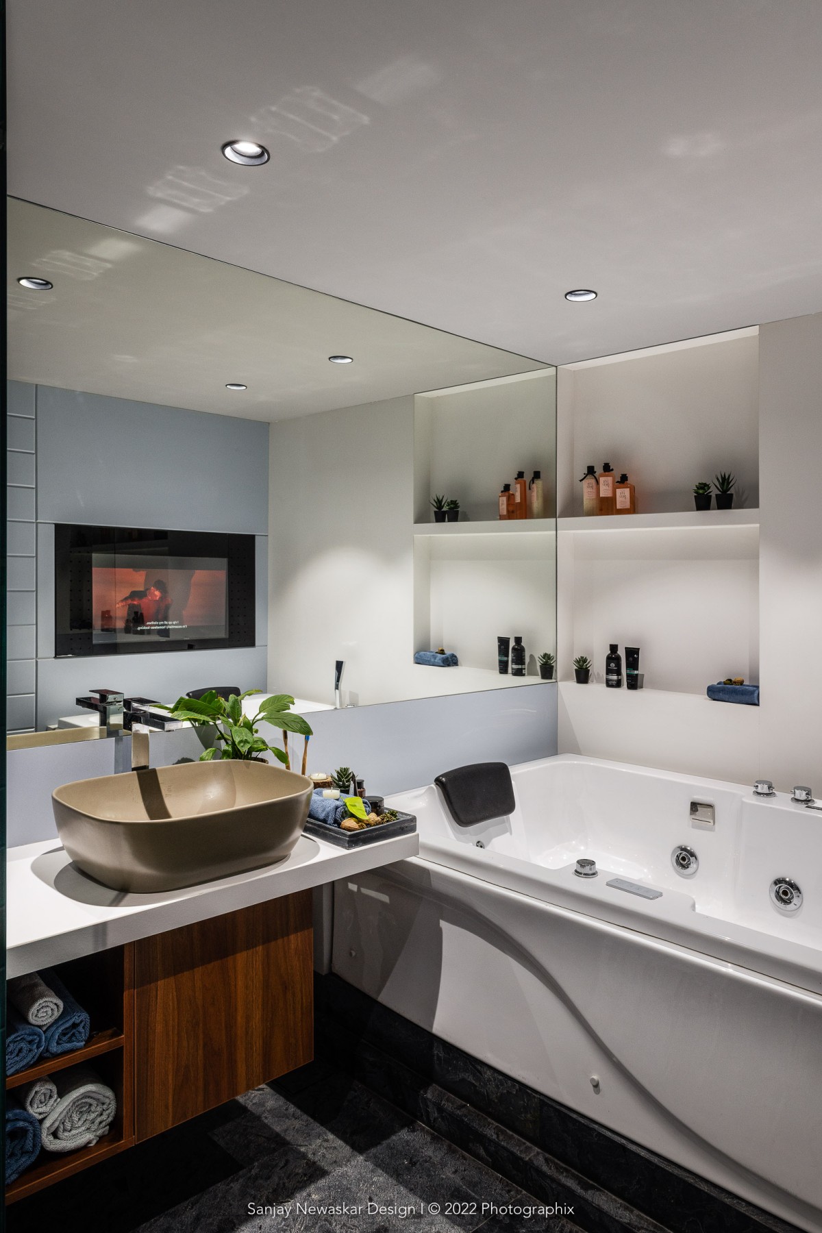 Bathroom of Cladded House by Sanjay Newaskar Designs LLP