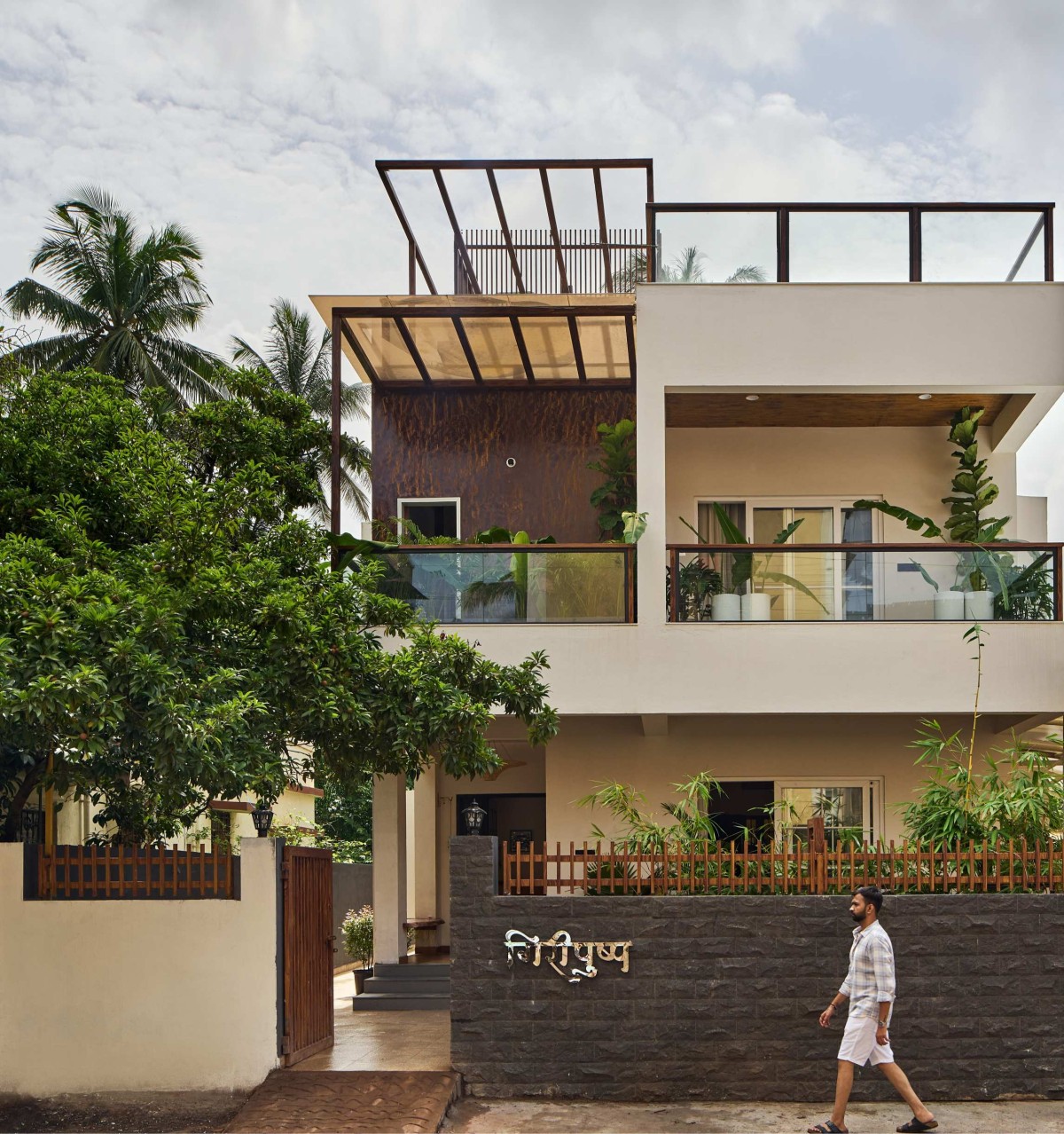 Urban Jungle by Studio Tilt Architects | Contemporary Biophilic ...