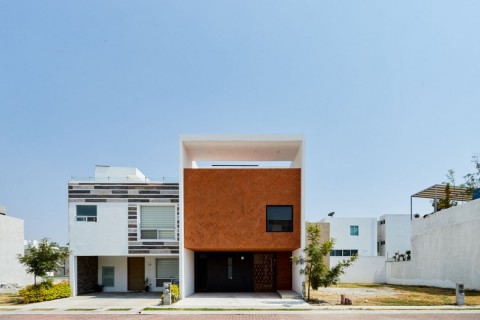 Casa GIULIA by Moctezuma Architecture Studio